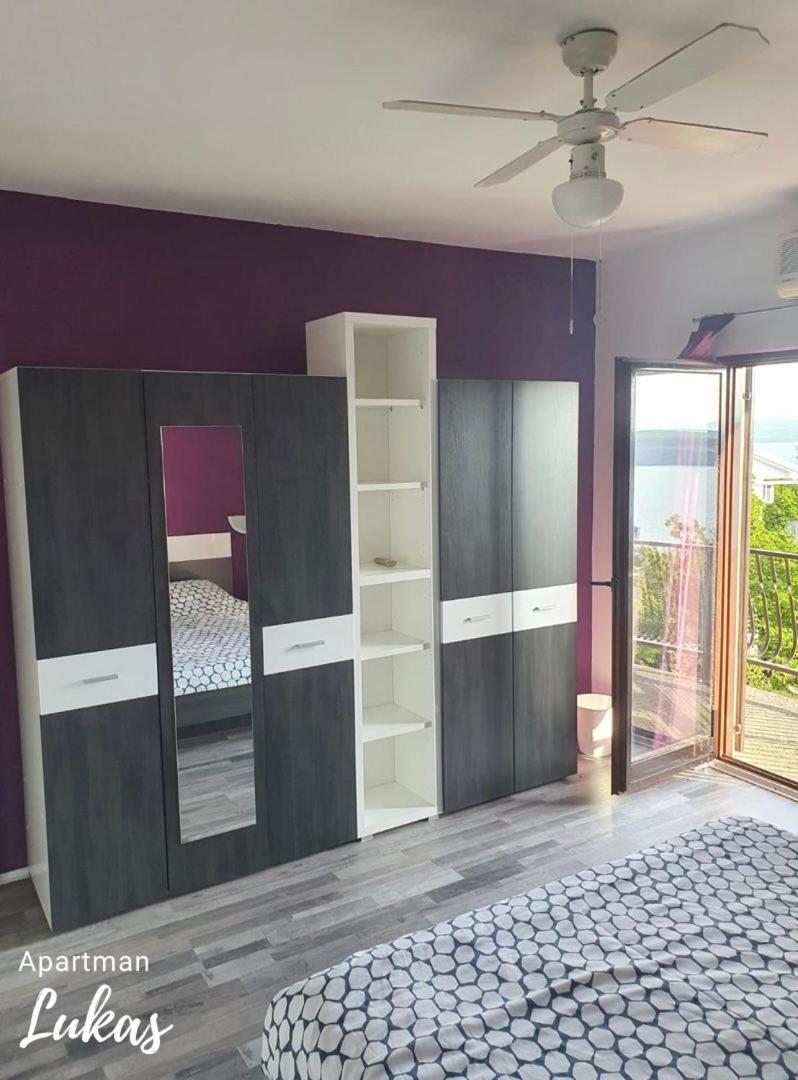 Apartmani Mazzarolli Jadranovo Habitación foto